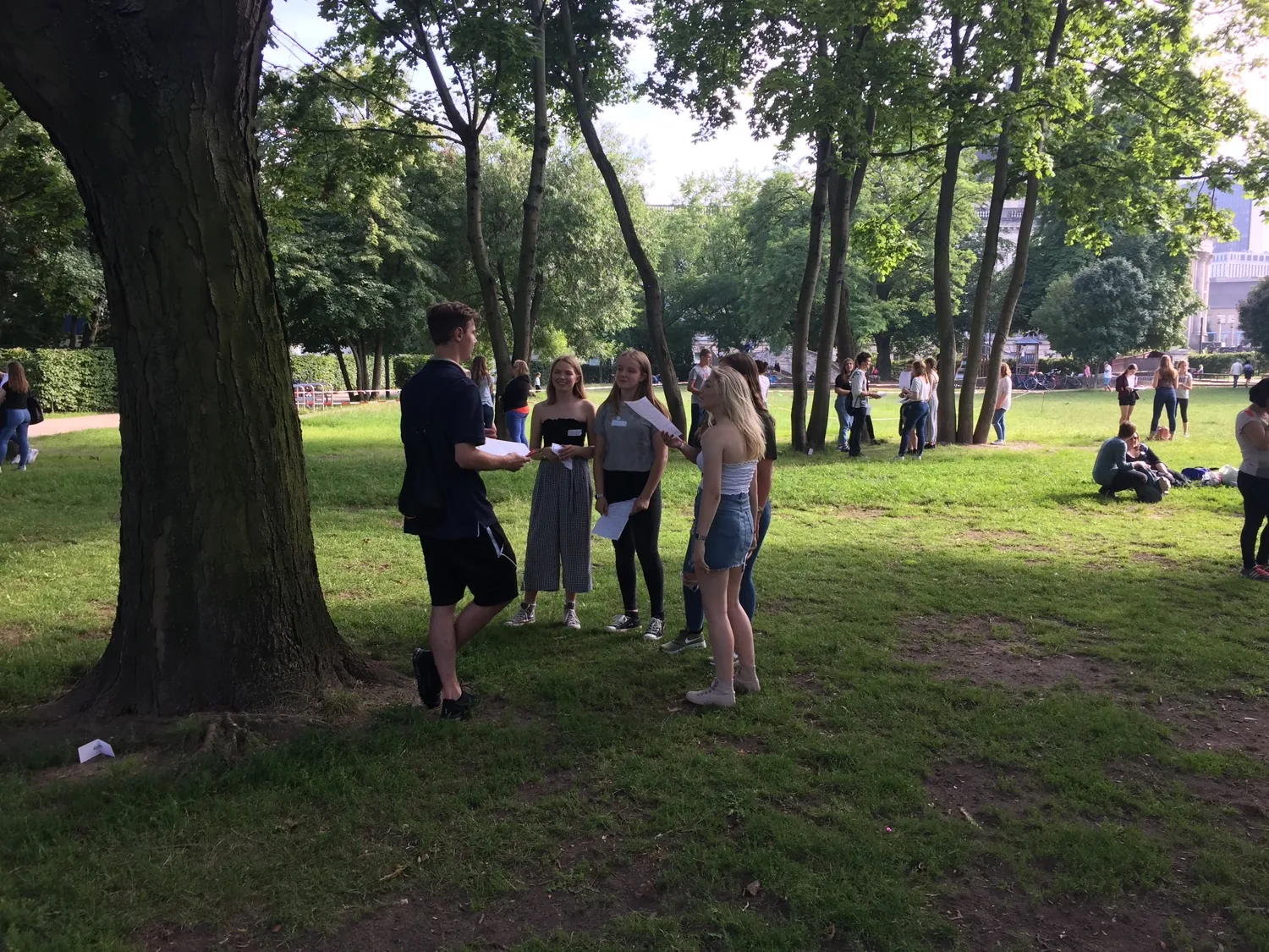 Fun language activities during the trip