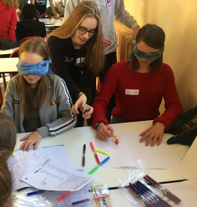 Fun language activities during the trip
