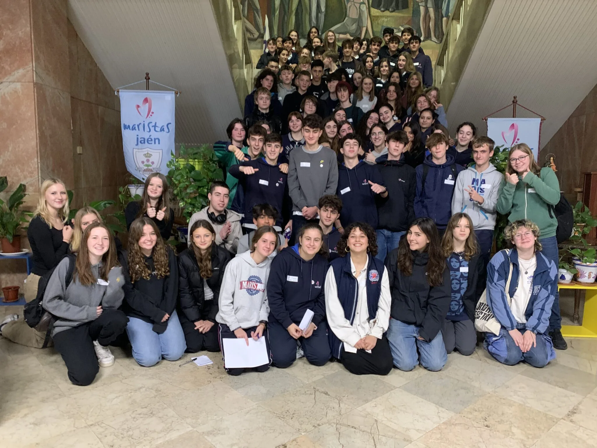 Students on a Spanish immersion trip